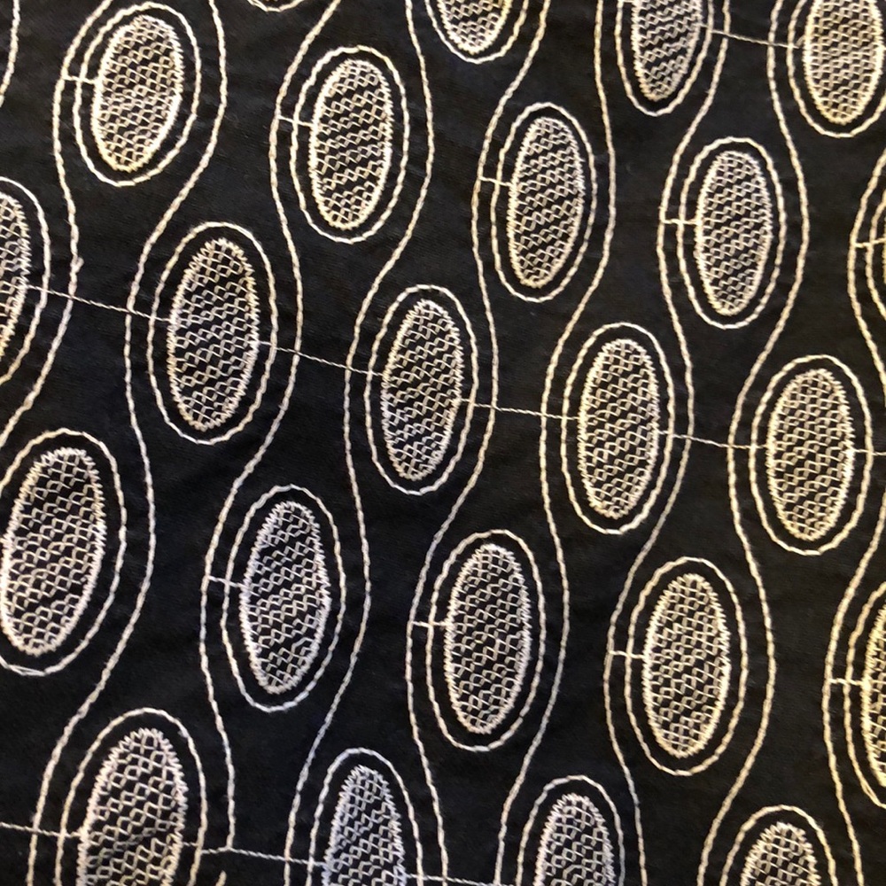Black Oval Motif Mini Skirt - Picture 4 of 5